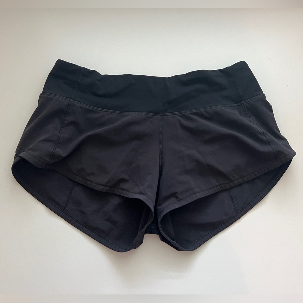Lululemon Low Rise Speed Up Short 2.5